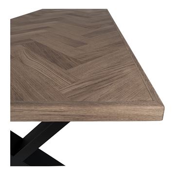 Spisebord i røkt eikefiner med rett kant. 95x200x75 cm